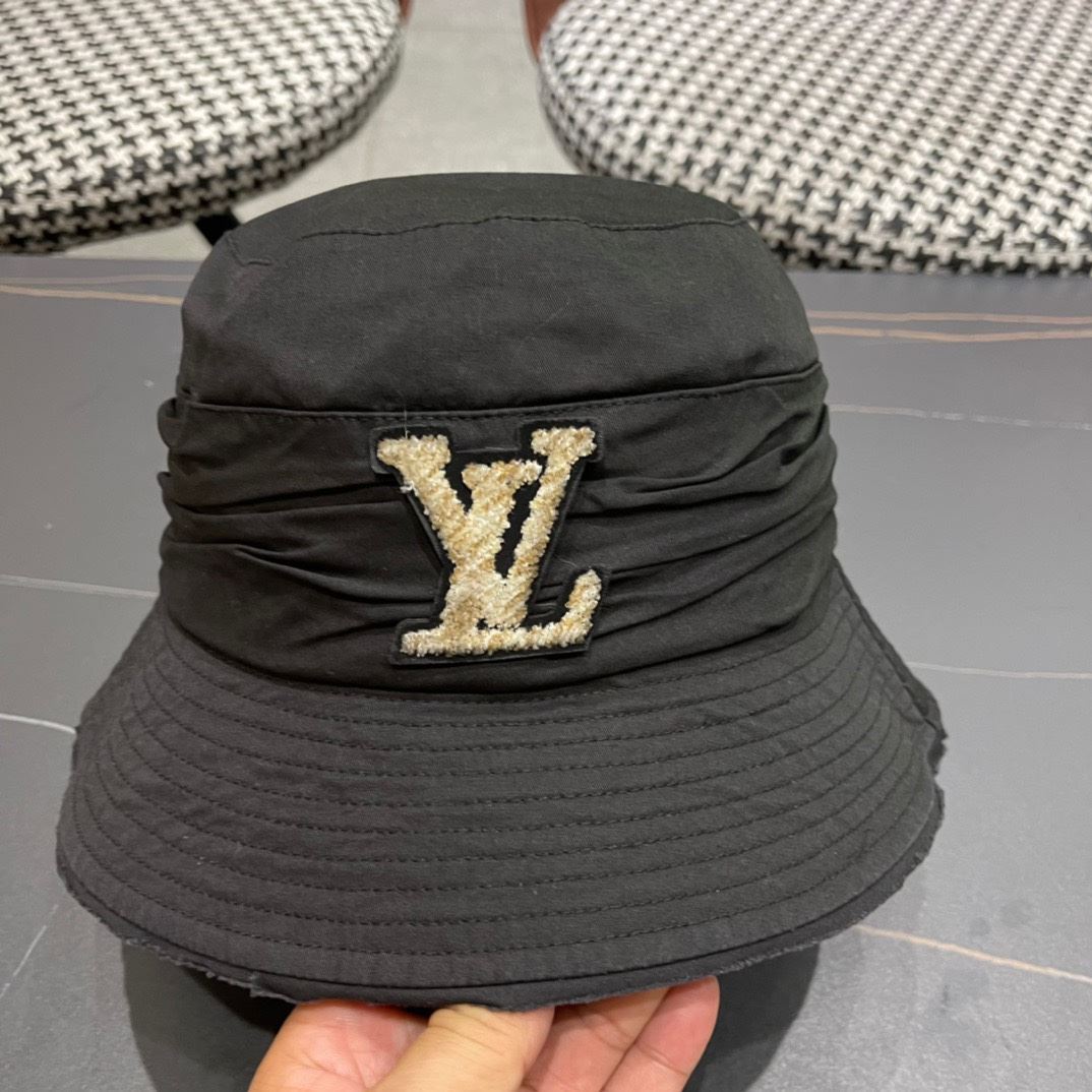 Louis Vuitton Caps